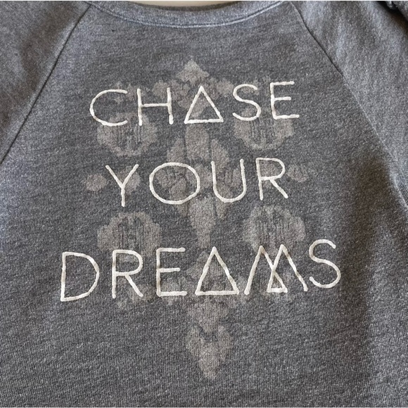 Chase Your Dreams Sweater - Picture 4 of 6
